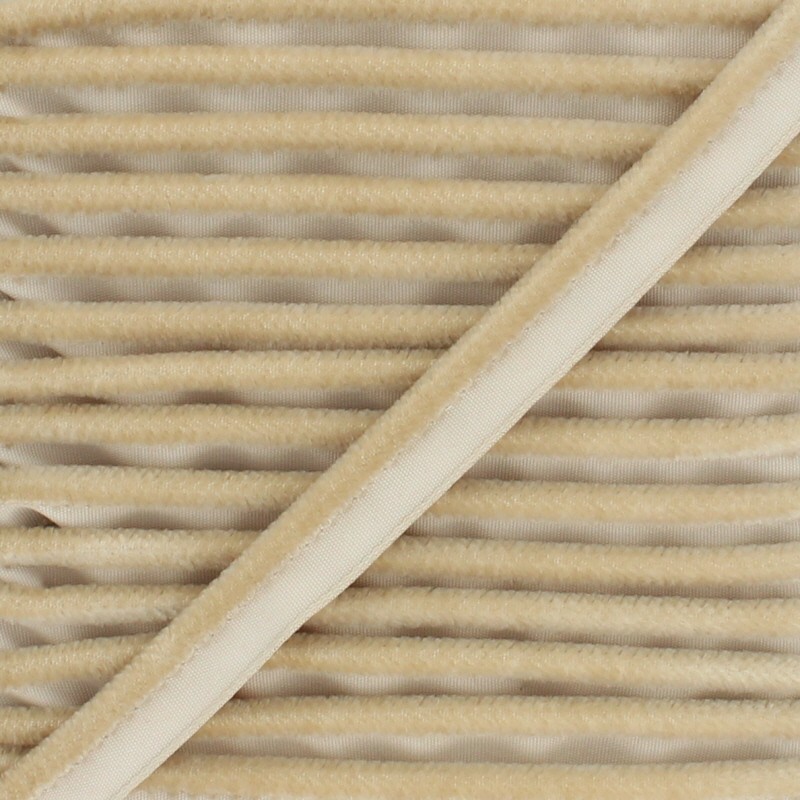 Velvet Piping beige Hilda MPM