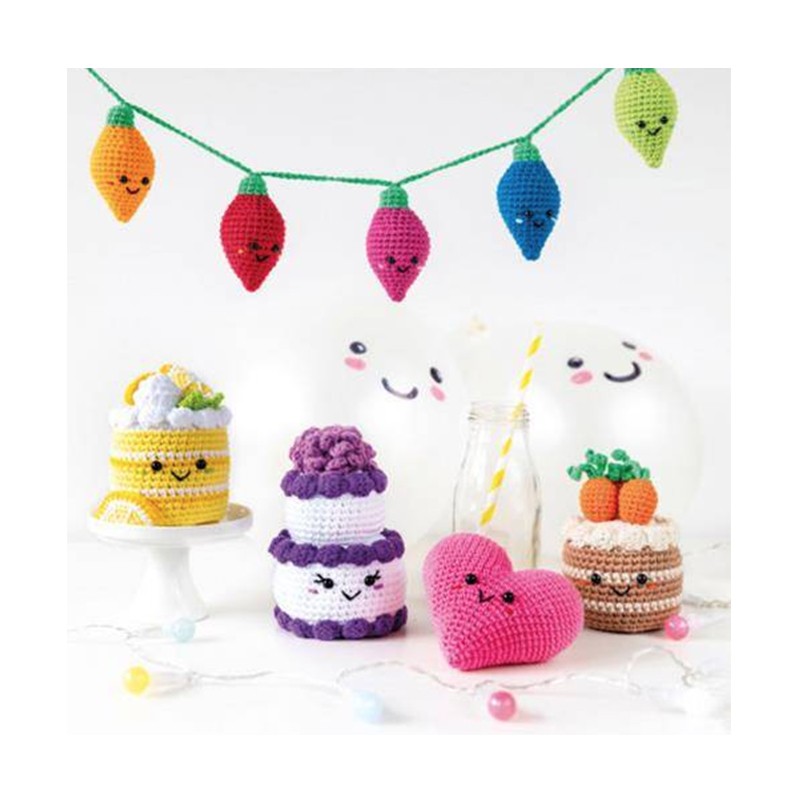 Book "Crochet Kawaii 40 adorables amigurumi à croquer"