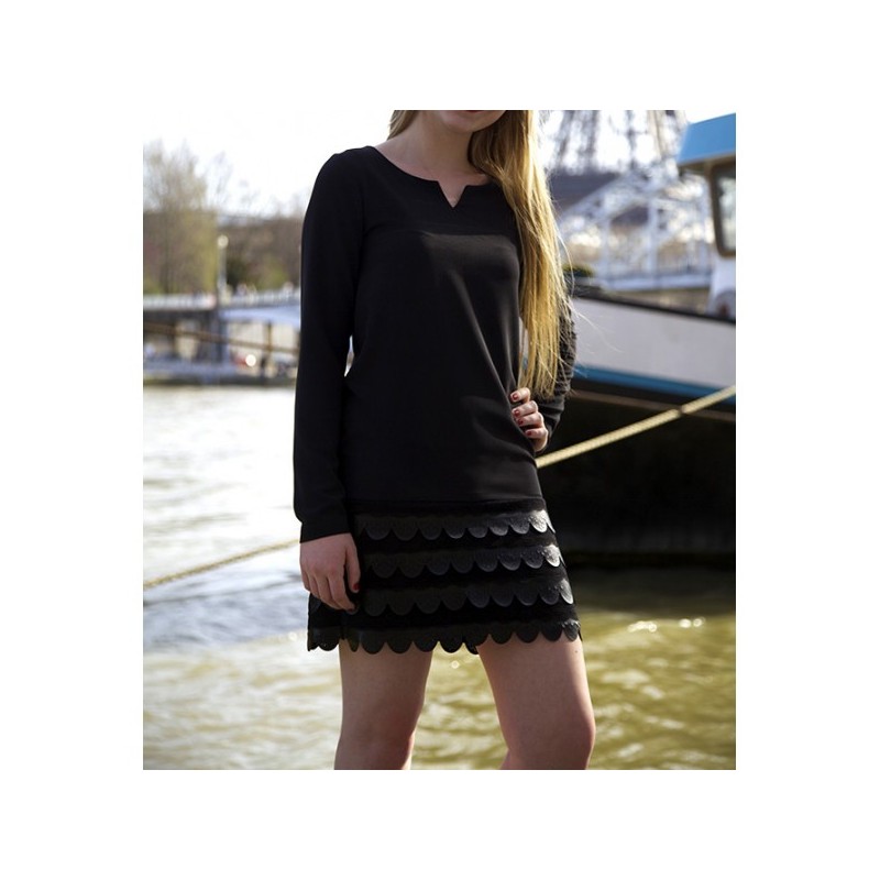 "Smart leather dress" sewing pattern multicolored